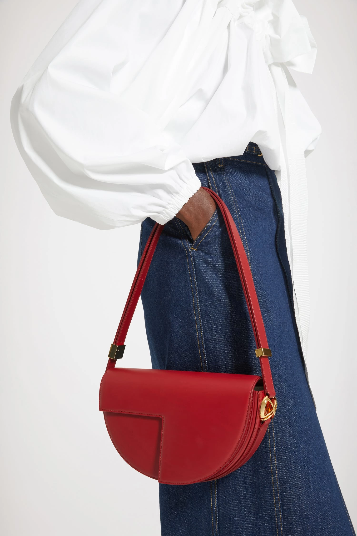 Le Patou Bag In Leather 1 Le Patou Bag In Leather